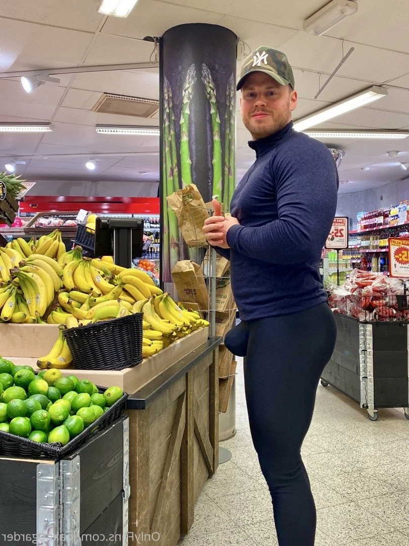 Joakim G [ joakimgarder ] Onlyfans leaked photo 3204339 on Hotleaks.tv