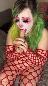 3852849