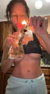 18303956