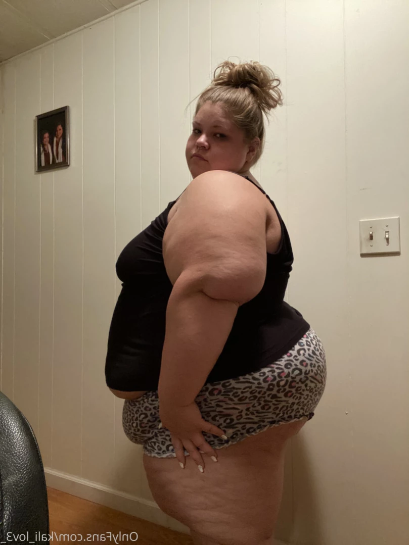 Kali Love [ kali_lov3_ ] Onlyfans leaked photo 12192261 on Hotleaks.tv