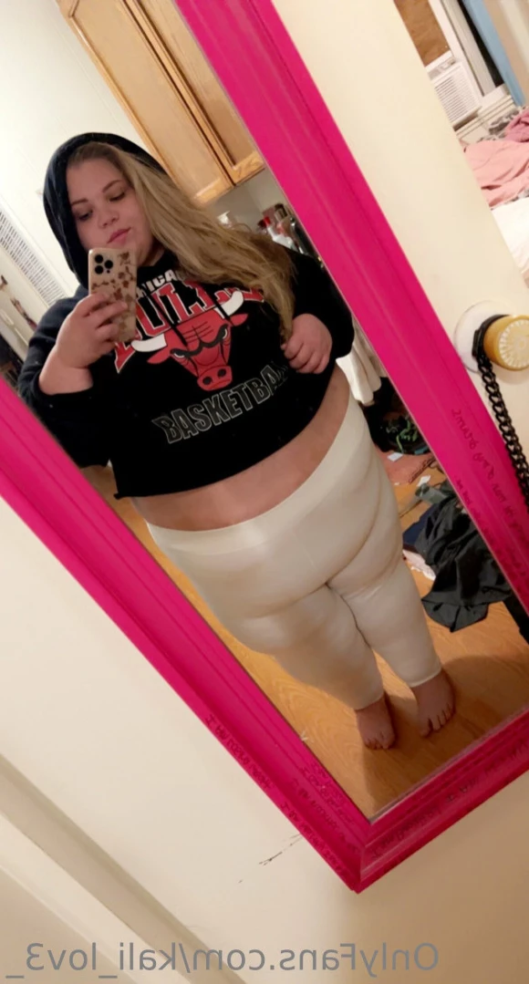 Kali Love [ kali_lov3_ ] Onlyfans leaked photo 14782694 on Hotleaks.tv