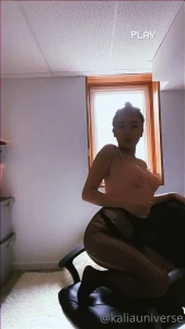 4903736