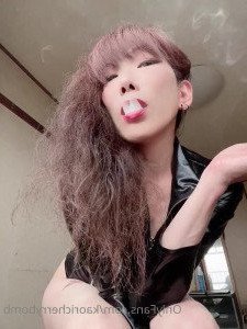 3890829