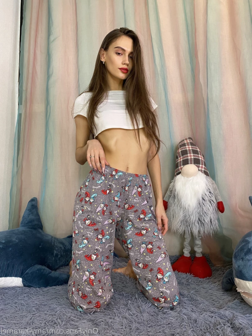 Karamelka🍭🍭🍭 [ karamelka_kat ] Onlyfans leaked photo 15453311 on Hotleaks.tv