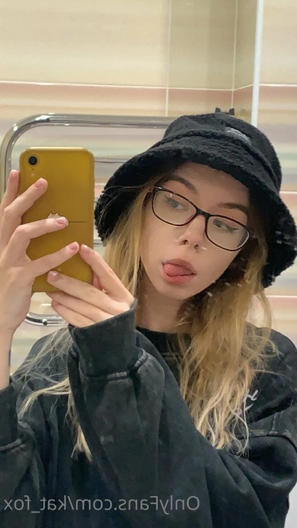 Cute kat fox girl 😈💦 [ kat_fox ] Onlyfans leaked photo 3183396 on Hotleaks.tv