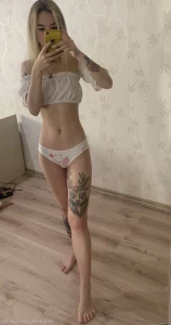3183528