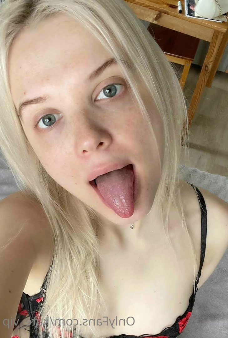 College Student (just turned 18) [ kate_vip ] Onlyfans leaked photo 6029191 on Hotleaks.tv