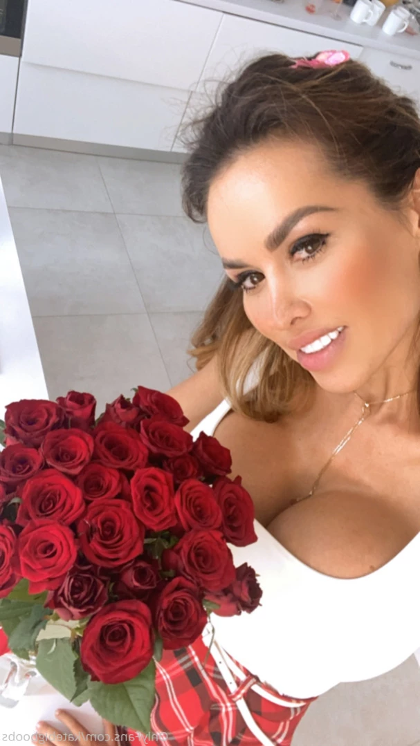 KATE 🇺🇦 BIG B🔞🔞BS [ katebigboobs ] Onlyfans leaked photo 14015353 on Hotleaks.tv