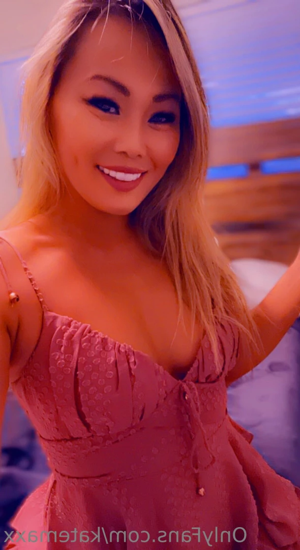 Naked news anchor GONE WILD💋 [ katemaxx ] Onlyfans leaked photo 6288309 on Hotleaks.tv