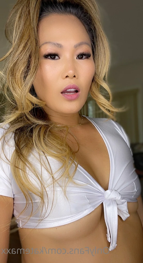 Naked news anchor GONE WILD💋 [ katemaxx ] Onlyfans leaked photo 6294078 on Hotleaks.tv