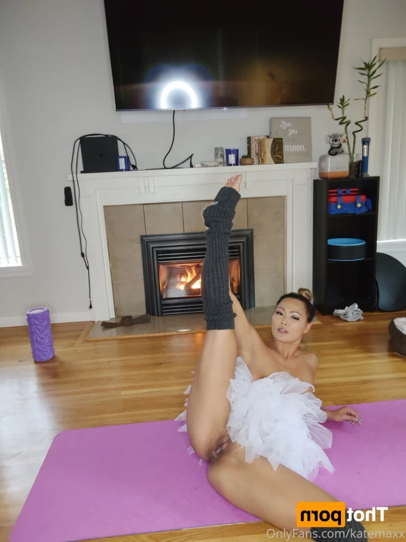 Naked news anchor GONE WILD💋 [ katemaxx ] Onlyfans leaked photo 13254407 on Hotleaks.tv