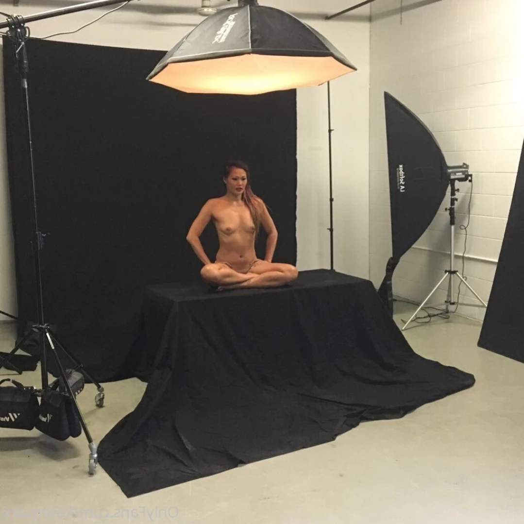 Naked news anchor GONE WILD💋 [ katemaxx ] Onlyfans leaked photo 14419212 on Hotleaks.tv