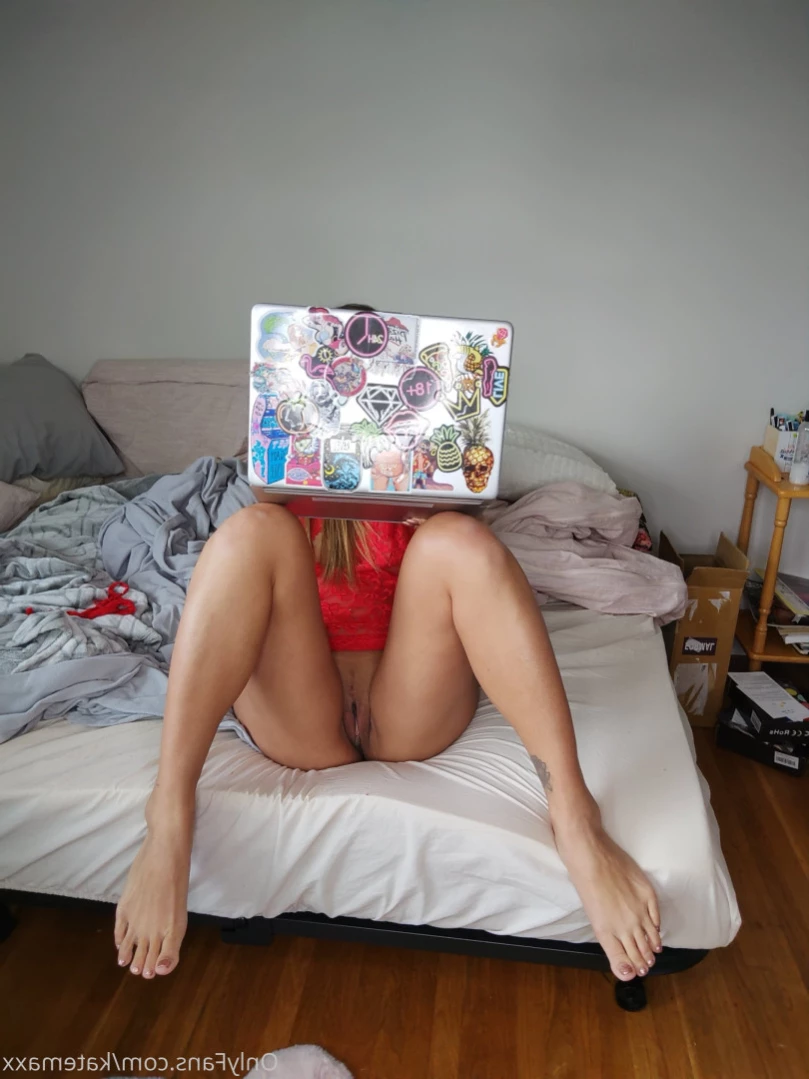 Naked news anchor GONE WILD💋 [ katemaxx ] Onlyfans leaked photo 14419513 on Hotleaks.tv