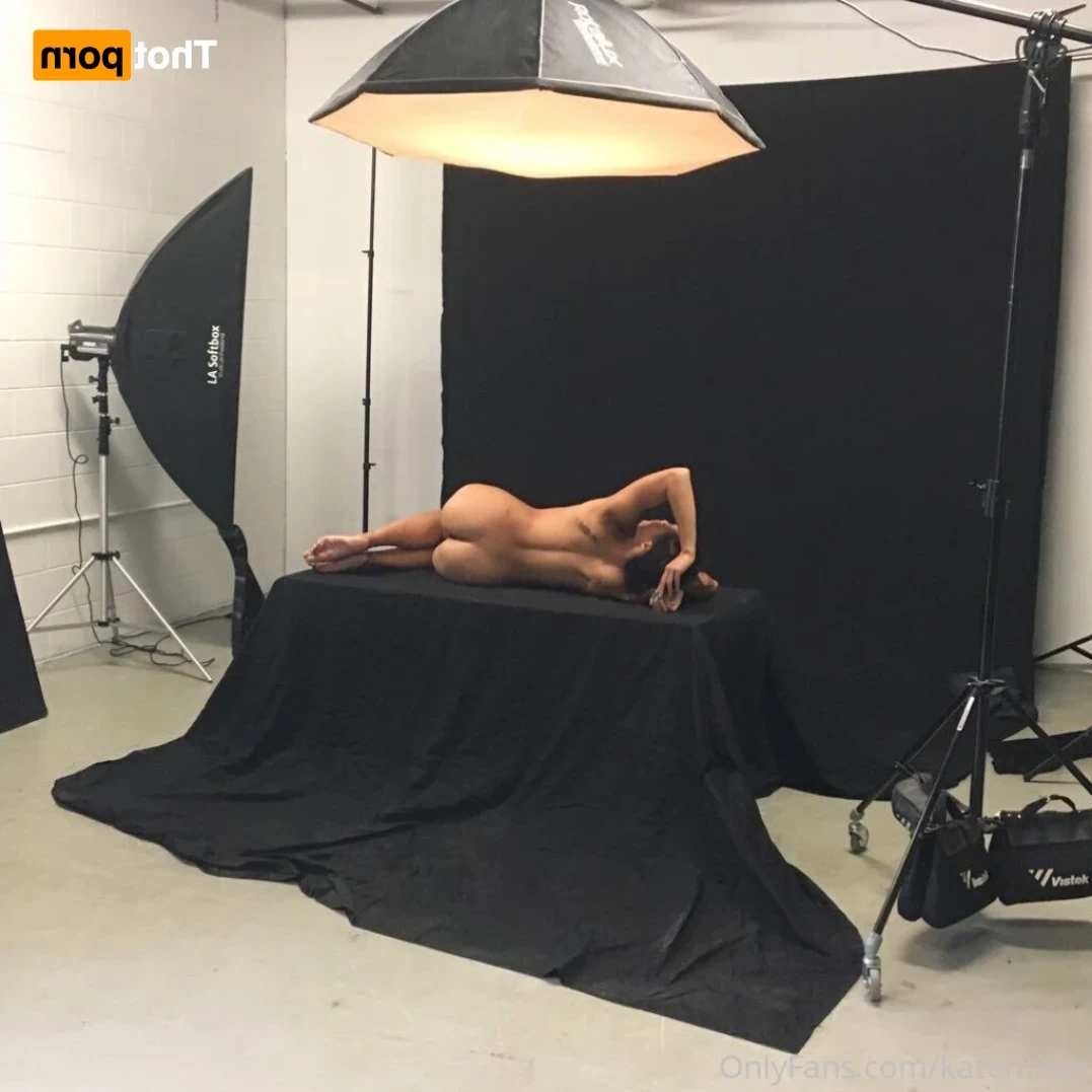 Naked news anchor GONE WILD💋 [ katemaxx ] Onlyfans leaked photo 14788049 on Hotleaks.tv