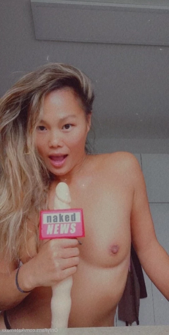 Naked news anchor GONE WILD💋 [ katemaxx ] Onlyfans leaked photo 15382627 on Hotleaks.tv