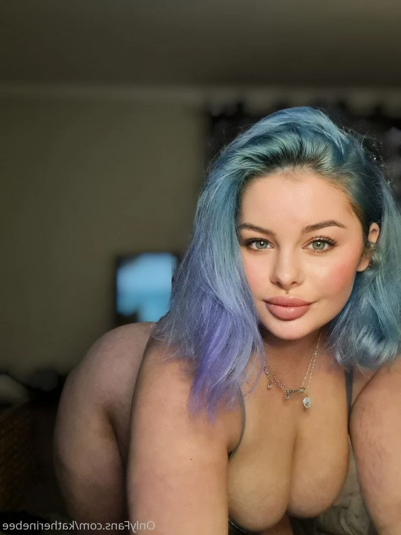 𝐖𝐚𝐧𝐧𝐚 𝐜𝐡𝐚𝐭? 💙𝐊𝐚𝐭𝐡𝐞𝐫𝐢𝐧𝐞 𝐁𝐞𝐞 💙 [ katherinebee ] Onlyfans leaked photo 3217250 on Hotleaks.tv