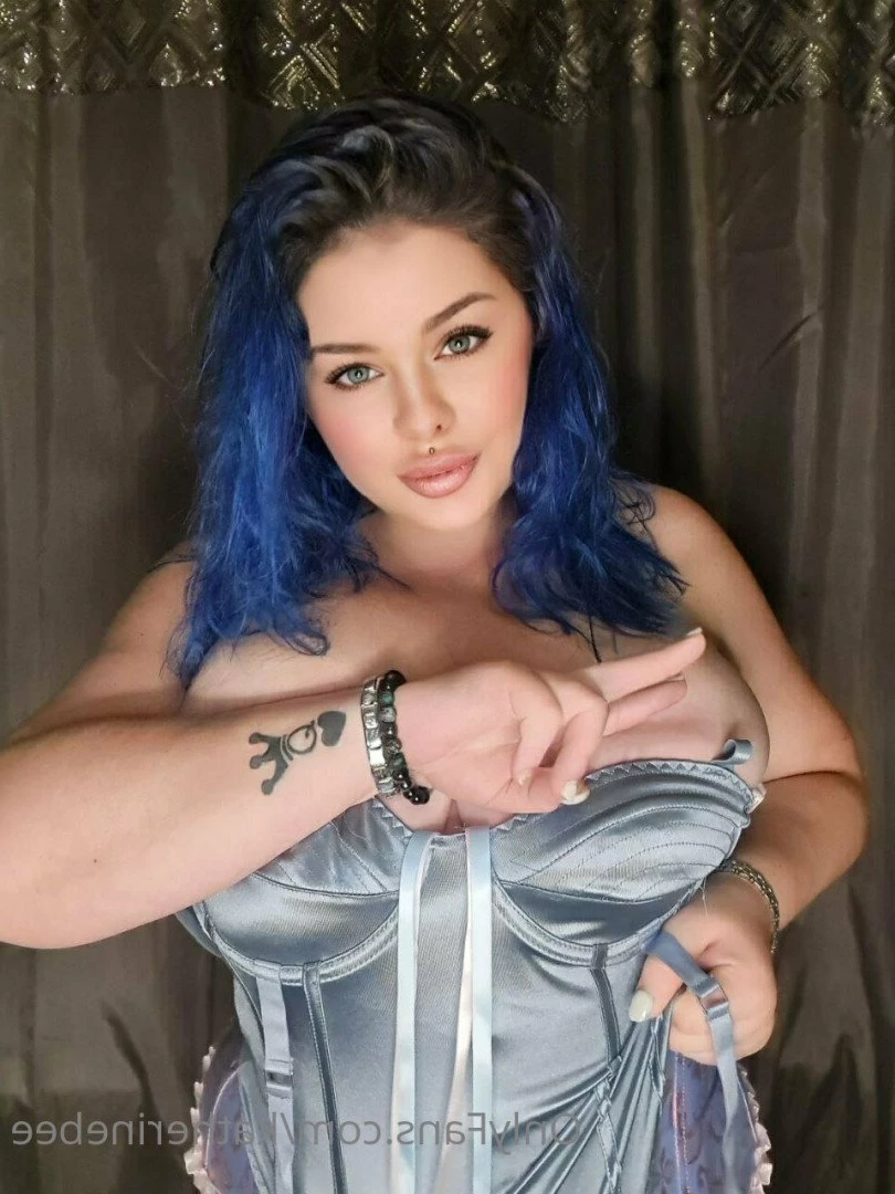 𝐖𝐚𝐧𝐧𝐚 𝐜𝐡𝐚𝐭? 💙𝐊𝐚𝐭𝐡𝐞𝐫𝐢𝐧𝐞 𝐁𝐞𝐞 💙 [ katherinebee ] Onlyfans leaked photo 3218631 on Hotleaks.tv