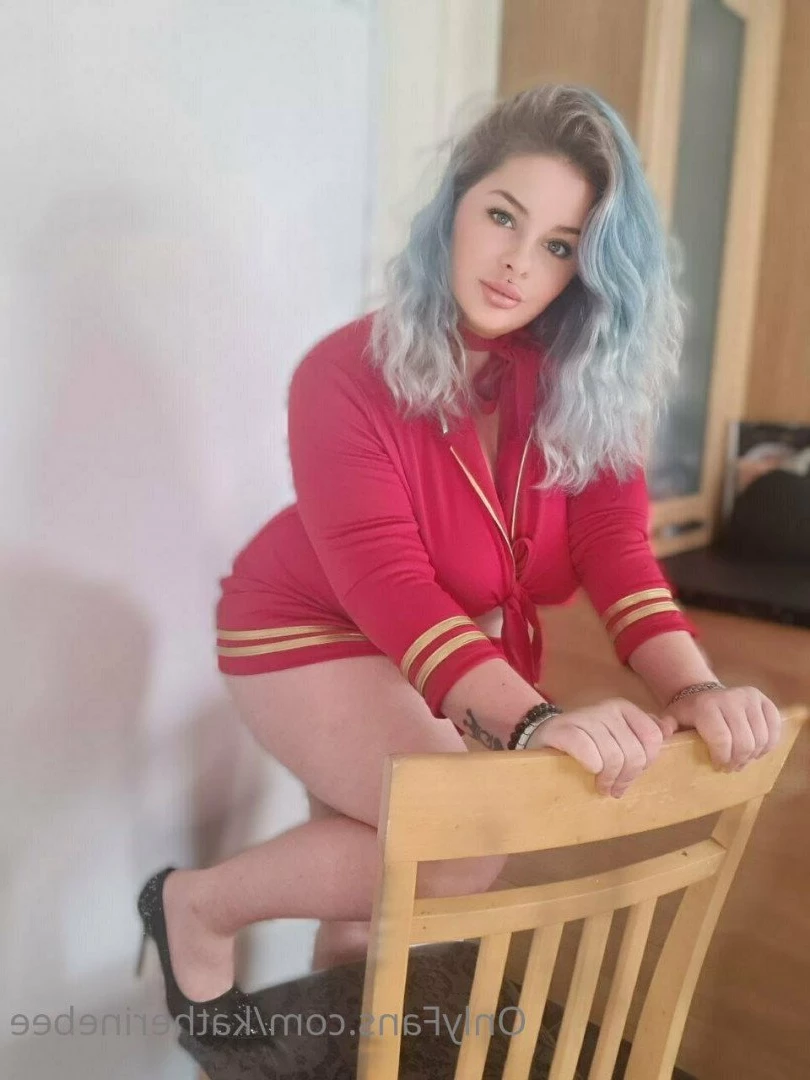 𝐖𝐚𝐧𝐧𝐚 𝐜𝐡𝐚𝐭? 💙𝐊𝐚𝐭𝐡𝐞𝐫𝐢𝐧𝐞 𝐁𝐞𝐞 💙 [ katherinebee ] Onlyfans leaked photo 3219992 on Hotleaks.tv