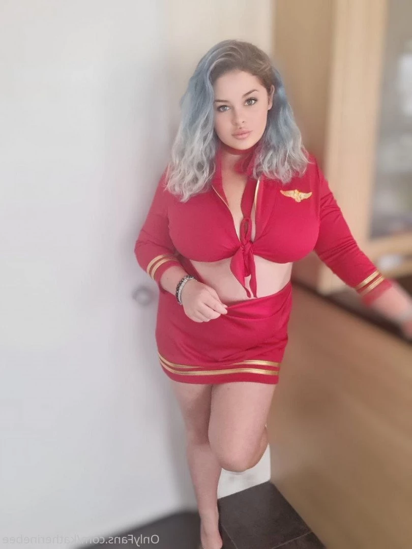 𝐖𝐚𝐧𝐧𝐚 𝐜𝐡𝐚𝐭? 💙𝐊𝐚𝐭𝐡𝐞𝐫𝐢𝐧𝐞 𝐁𝐞𝐞 💙 [ katherinebee ] Onlyfans leaked photo 3220601 on Hotleaks.tv