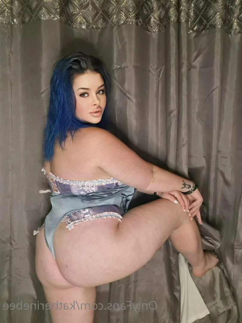 𝐖𝐚𝐧𝐧𝐚 𝐜𝐡𝐚𝐭? 💙𝐊𝐚𝐭𝐡𝐞𝐫𝐢𝐧𝐞 𝐁𝐞𝐞 💙 [ katherinebee ] Onlyfans leaked photo 3223731 on Hotleaks.tv