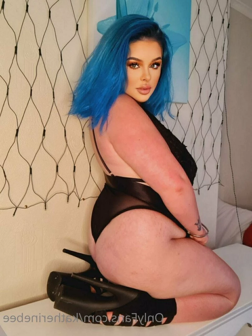 𝐖𝐚𝐧𝐧𝐚 𝐜𝐡𝐚𝐭? 💙𝐊𝐚𝐭𝐡𝐞𝐫𝐢𝐧𝐞 𝐁𝐞𝐞 💙 [ katherinebee ] Onlyfans leaked photo 3224407 on Hotleaks.tv