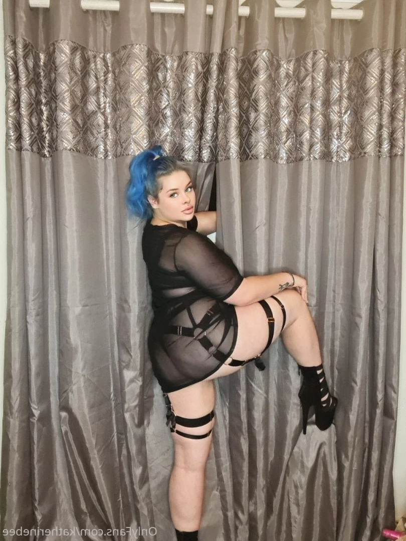 𝐖𝐚𝐧𝐧𝐚 𝐜𝐡𝐚𝐭? 💙𝐊𝐚𝐭𝐡𝐞𝐫𝐢𝐧𝐞 𝐁𝐞𝐞 💙 [ katherinebee ] Onlyfans leaked photo 3224503 on Hotleaks.tv