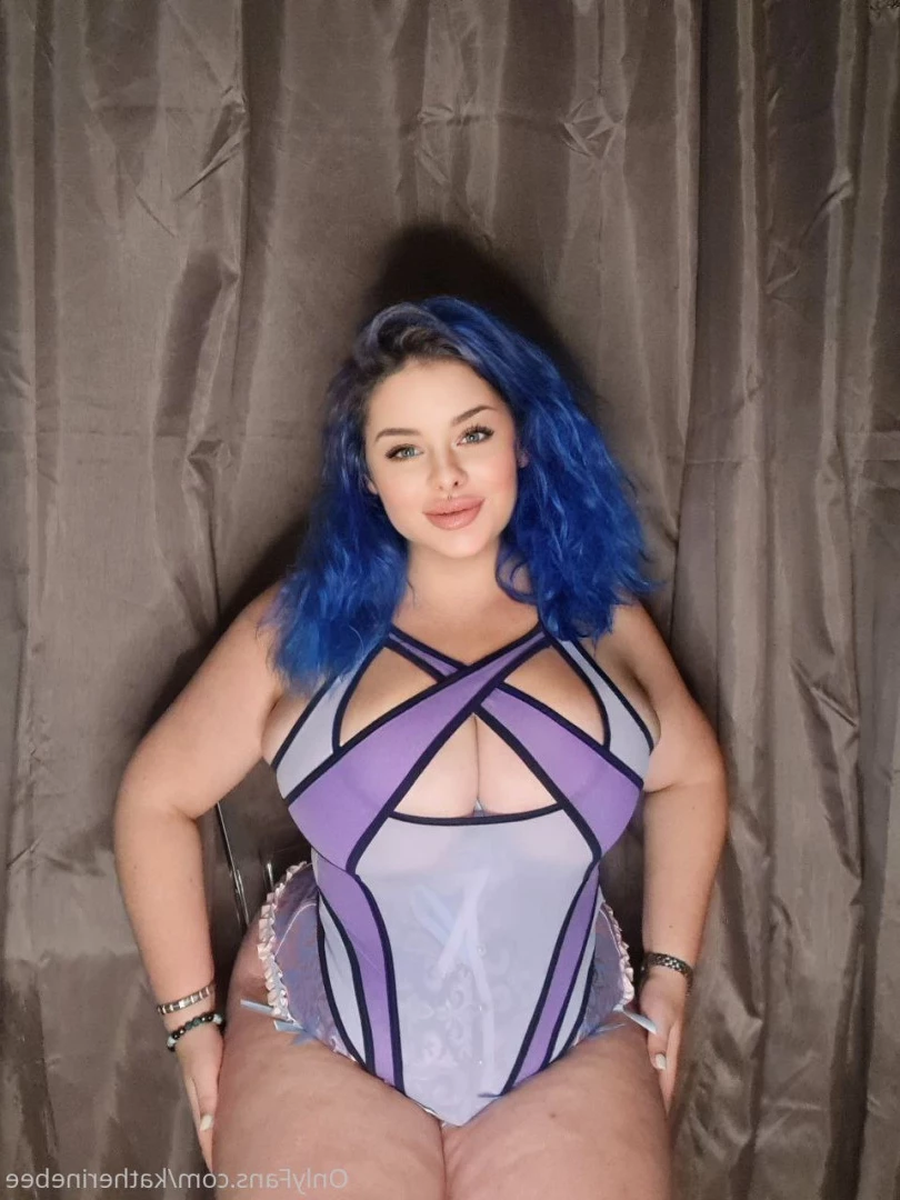 𝐖𝐚𝐧𝐧𝐚 𝐜𝐡𝐚𝐭? 💙𝐊𝐚𝐭𝐡𝐞𝐫𝐢𝐧𝐞 𝐁𝐞𝐞 💙 [ katherinebee ] Onlyfans leaked photo 6029051 on Hotleaks.tv