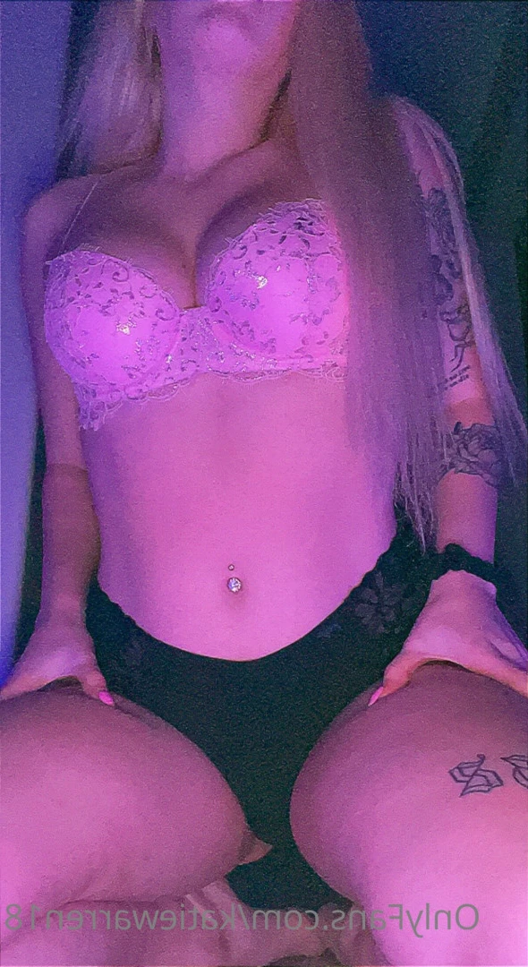 Katie💗 🔝0.33% [ katiewarren18 ] Onlyfans leaked photo 5829592 on Hotleaks.tv
