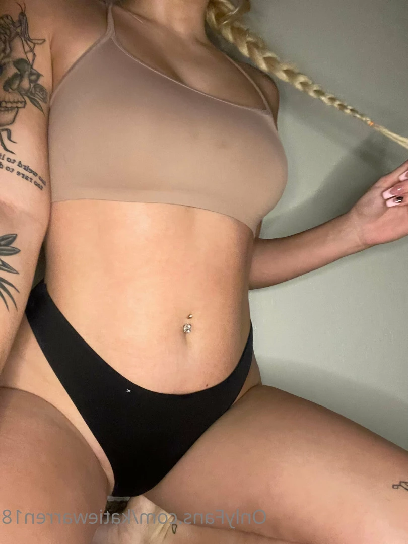 Katie💗 🔝0.33% [ katiewarren18 ] Onlyfans leaked photo 5830196 on Hotleaks.tv