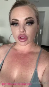 Katrina Thicc [ katrinathicc ] Onlyfans leaked video 5407054 on Hotleaks.tv