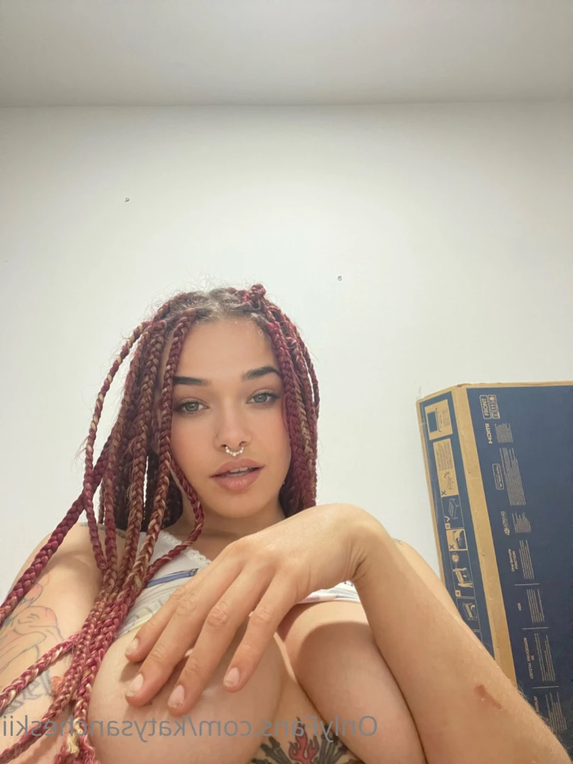 BEST PUSSY💖𝟐𝟒𝐡🦊ᴠɪᴅᴇᴏᴄᴀʟʟs💚 [ katysancheskii ] Onlyfans leaked photo 14417170 on Hotleaks.tv
