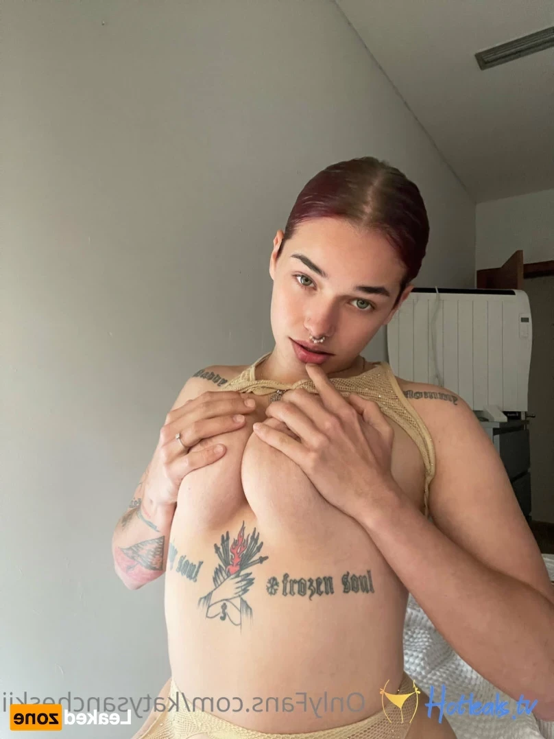 BEST PUSSY💖𝟐𝟒𝐡🦊ᴠɪᴅᴇᴏᴄᴀʟʟs💚 [ katysancheskii ] Onlyfans leaked photo 14706300 on Hotleaks.tv