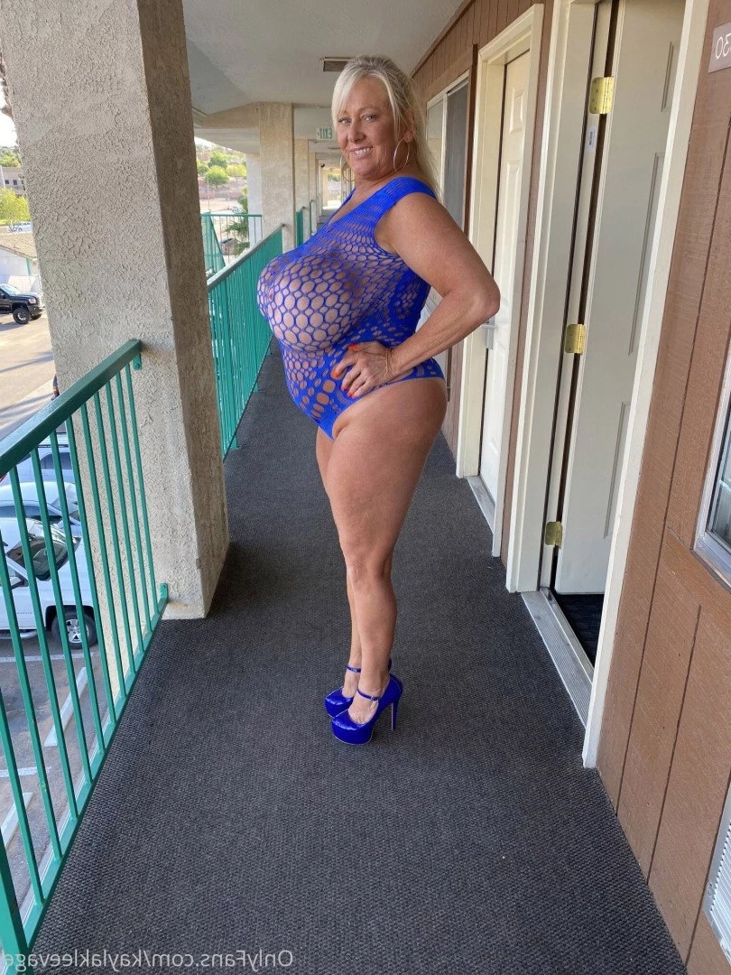 Kayla Kleevage⭐️ [ kaylakleevage ] Onlyfans leaked photo 3227579 on Hotleaks.tv
