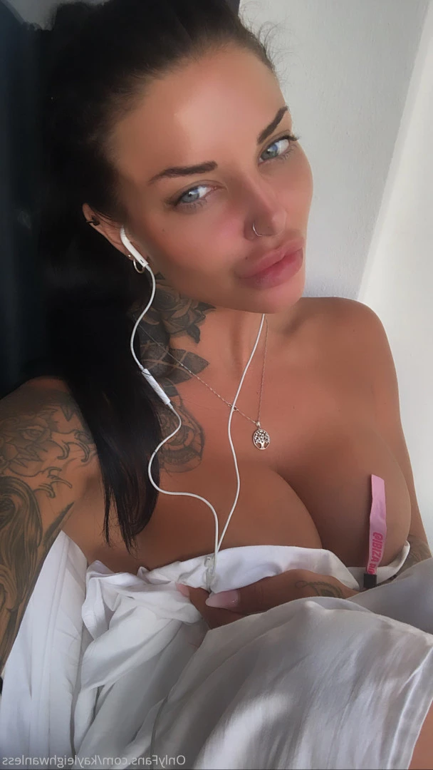 Best nude model Kayleigh wanless [ kayleighwanless ] Onlyfans leaked photo 9802570 on Hotleaks.tv