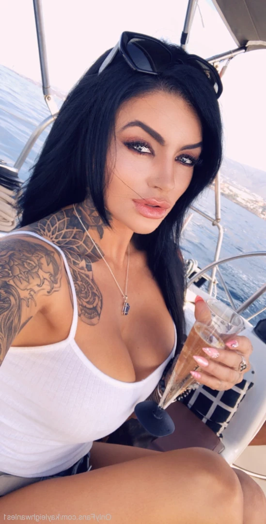 Best nude model Kayleigh wanless [ kayleighwanless ] Onlyfans leaked photo 9820017 on Hotleaks.tv