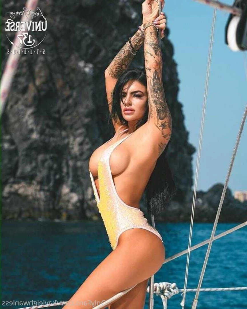Best nude model Kayleigh wanless [ kayleighwanless ] Onlyfans leaked photo 9823401 on Hotleaks.tv