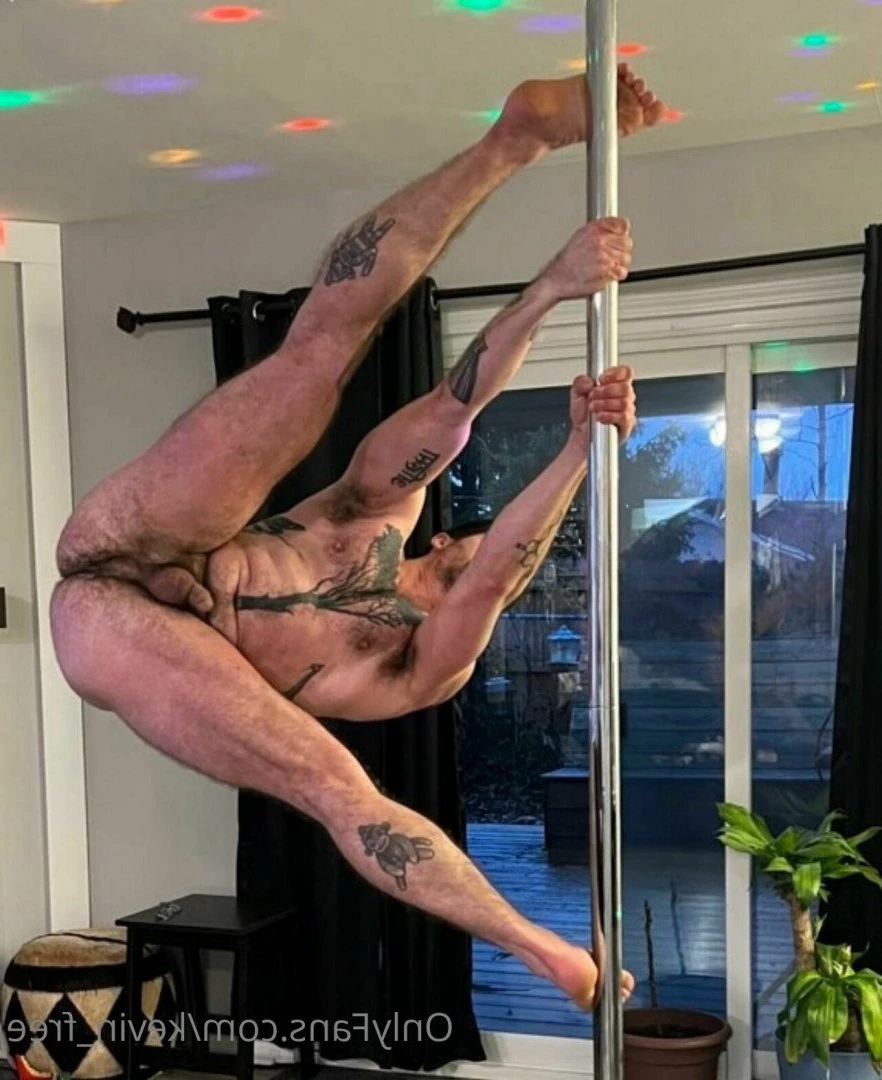 Kevin [ kevin_free ] Onlyfans leaked photo 3153604 on Hotleaks.tv