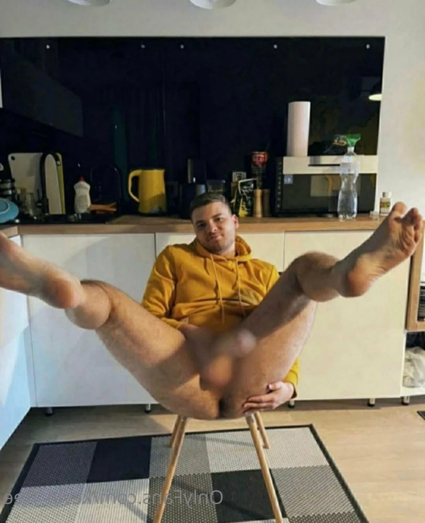 Kevin [ kevin_free ] Onlyfans leaked photo 3155844 on Hotleaks.tv