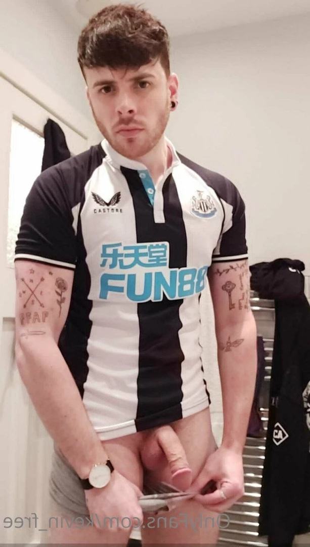 Kevin [ kevin_free ] Onlyfans leaked photo 3155987 on Hotleaks.tv