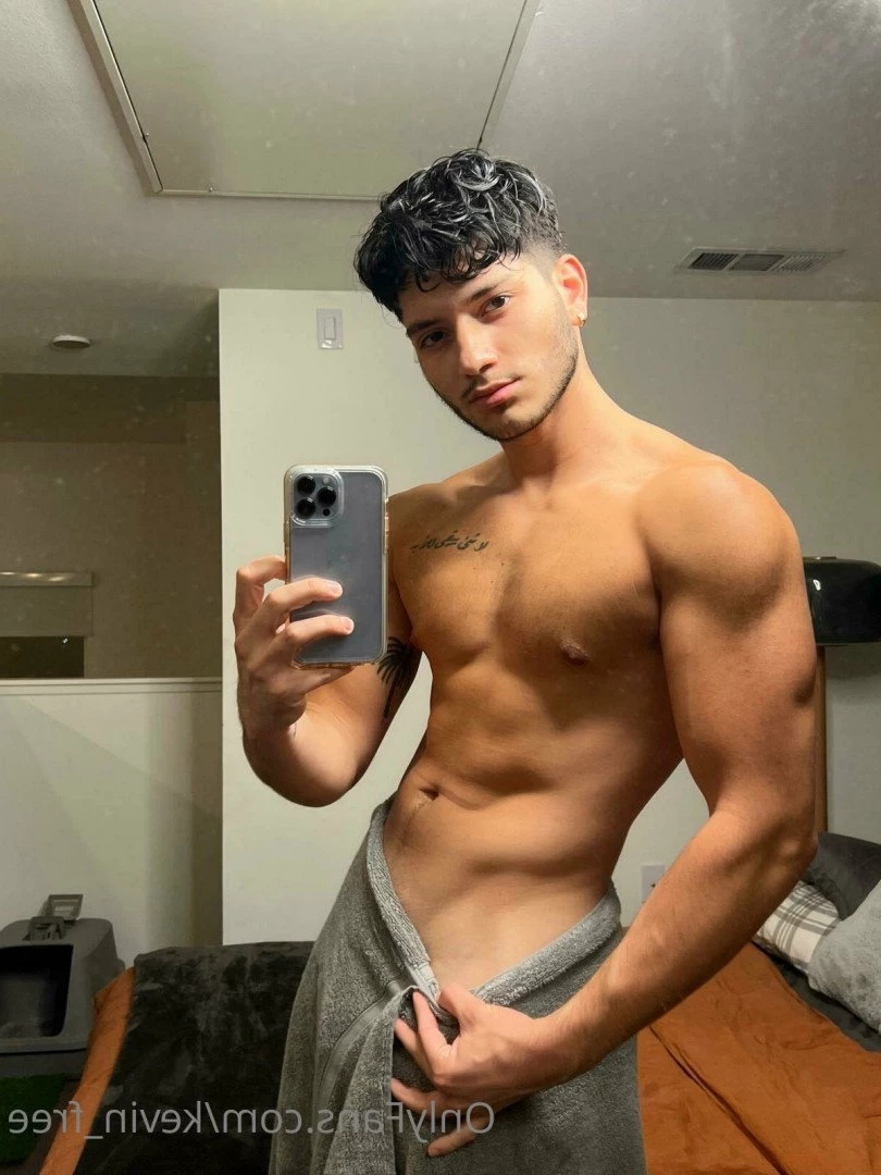 Kevin [ kevin_free ] Onlyfans leaked photo 3156065 on Hotleaks.tv