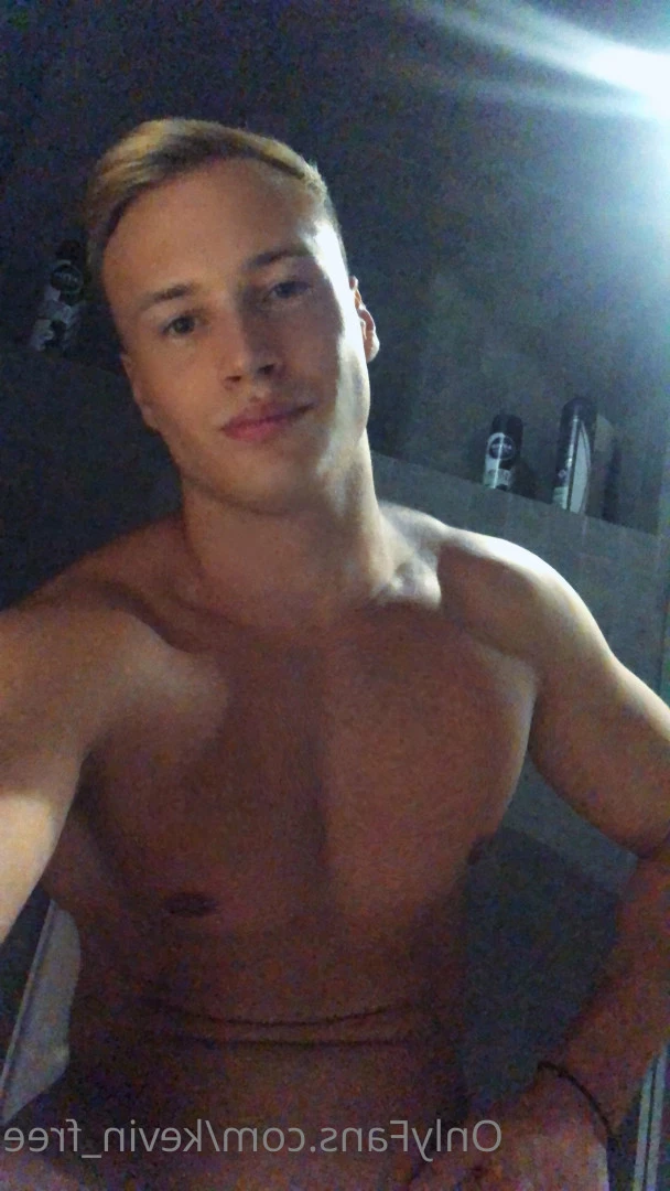 Kevin [ kevin_free ] Onlyfans leaked photo 7676481 on Hotleaks.tv