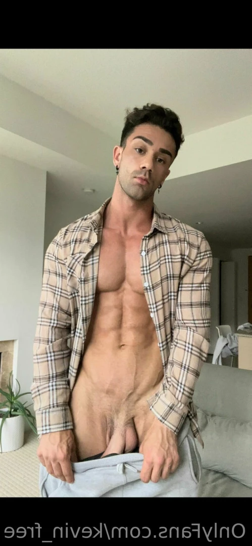 Kevin [ kevin_free ] Onlyfans leaked photo 7676653 on Hotleaks.tv