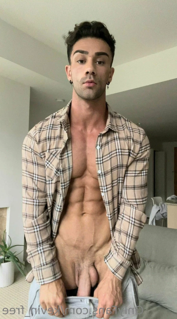 Kevin [ kevin_free ] Onlyfans leaked photo 7676859 on Hotleaks.tv