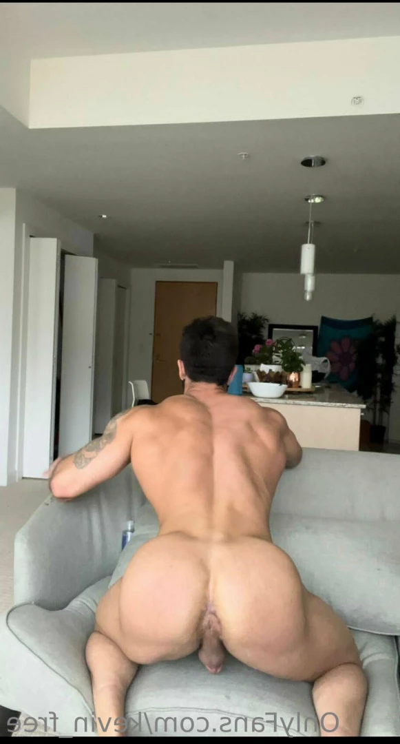 Kevin [ kevin_free ] Onlyfans leaked photo 7677081 on Hotleaks.tv