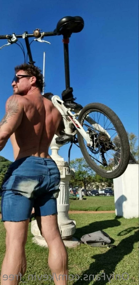 Kevin [ kevin_free ] Onlyfans leaked photo 7677206 on Hotleaks.tv