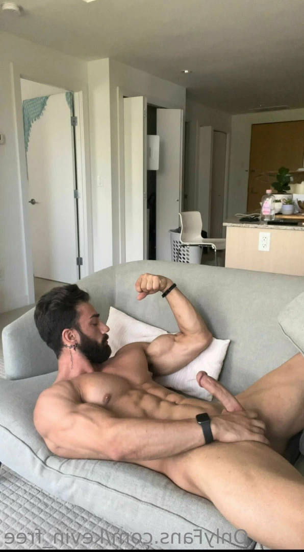 Kevin [ kevin_free ] Onlyfans leaked photo 7677312 on Hotleaks.tv