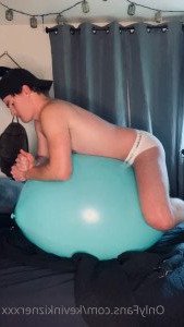 kevinkiznerxxx Onlyfans leaked video 3949788 on Hotleaks.tv