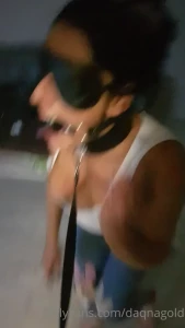 1370805