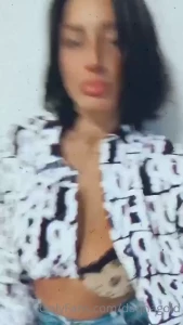 1370807
