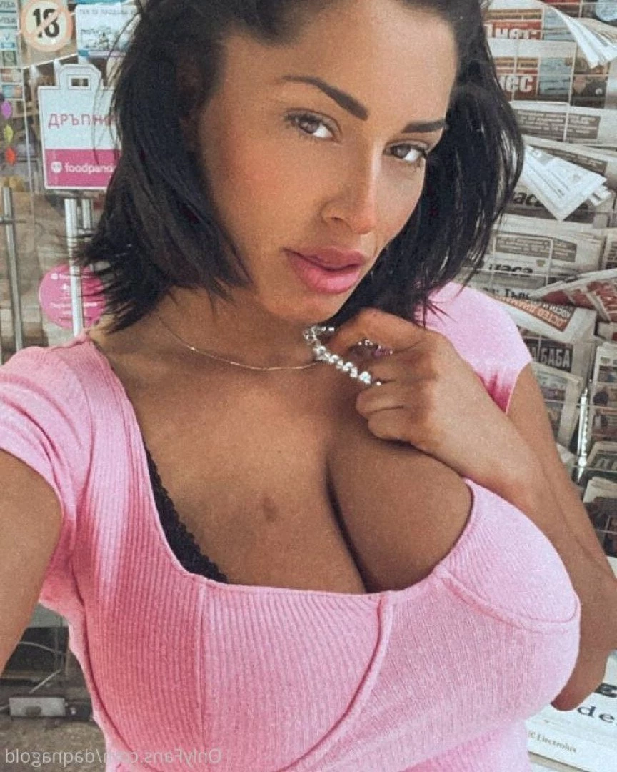 Daqna Gold [ daqnagold ] Onlyfans leaked photo 302715 on Hotleaks.tv